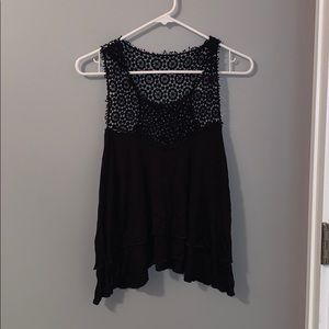 Black tank top!